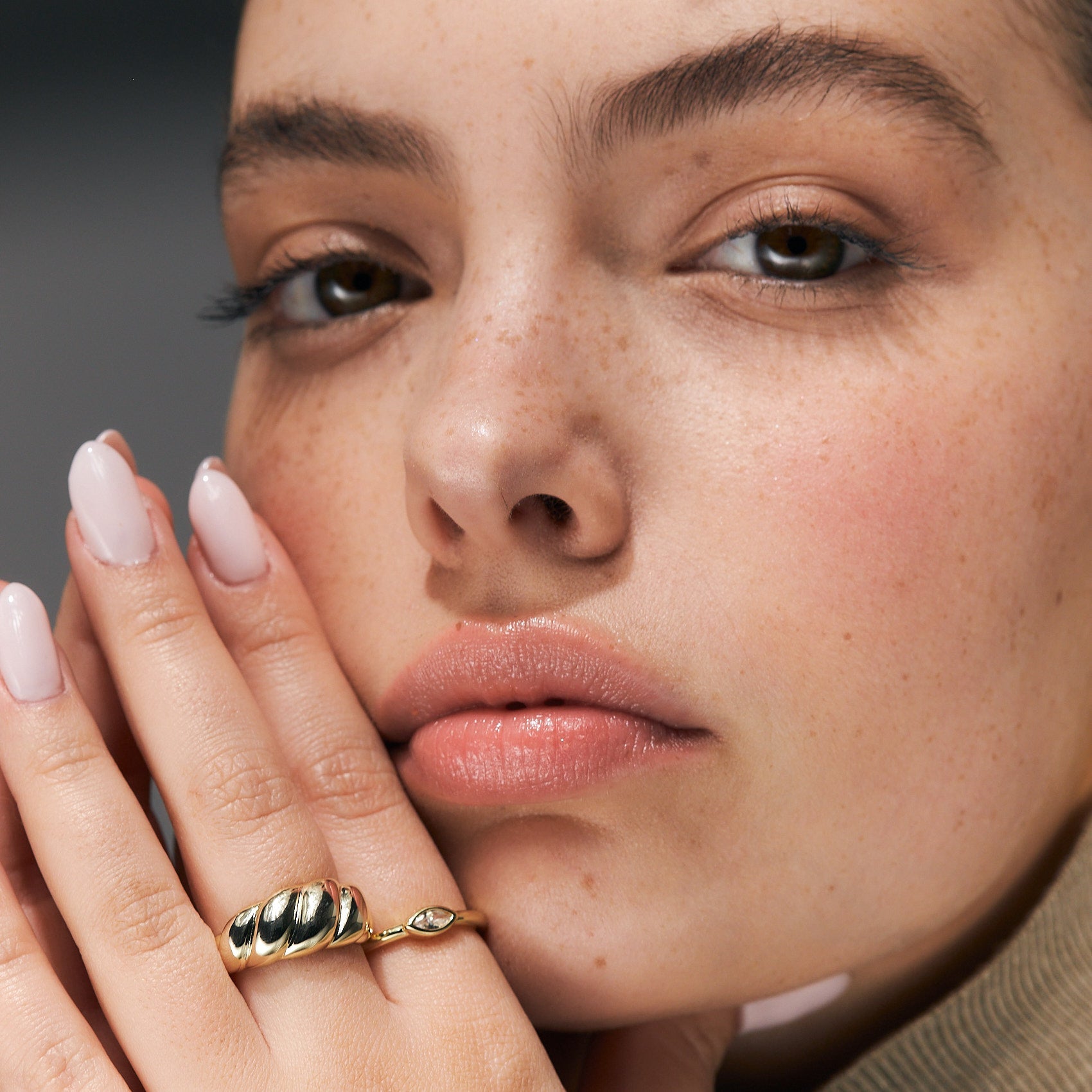 Fluor Gold Ring