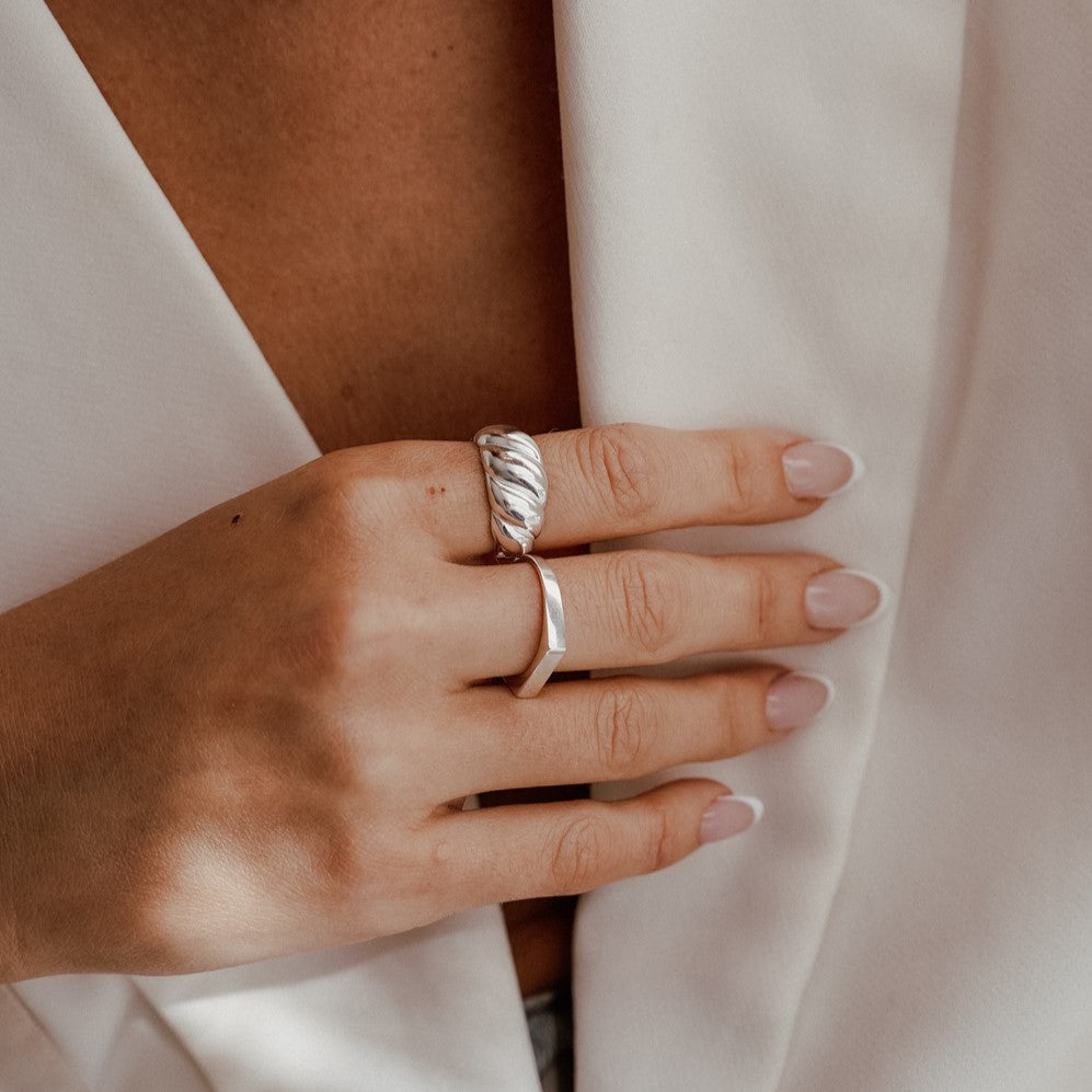 Fluor Silver Ring