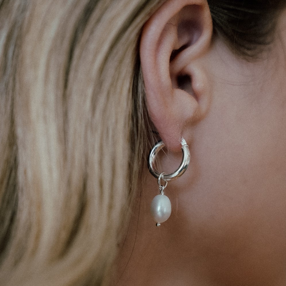 Aris Silver Earrings Size S