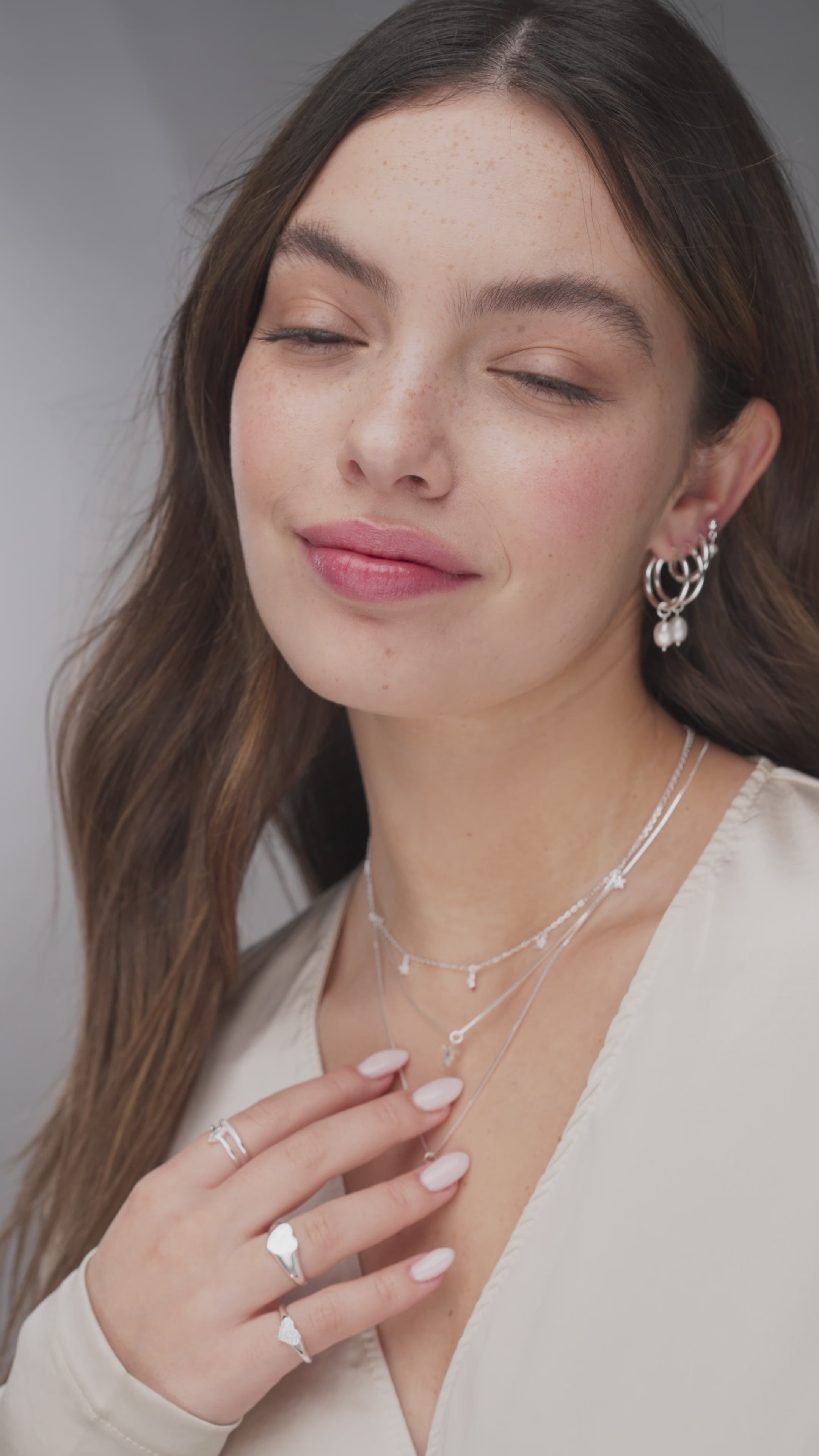 Elsa Silver Necklace