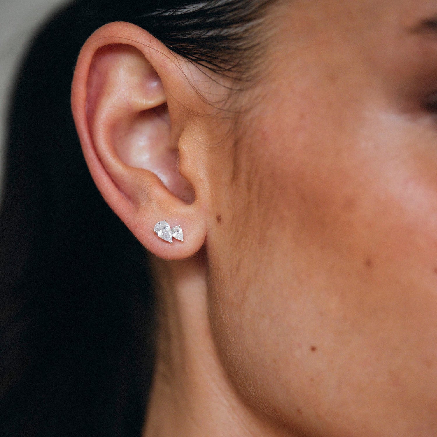 Snow Silver White Earrings