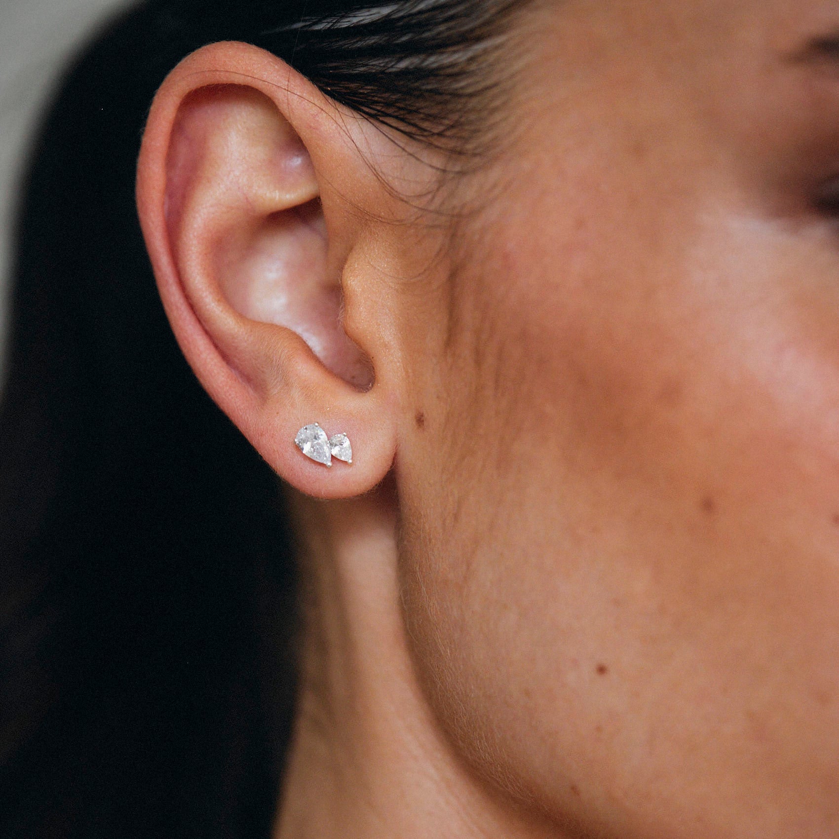 Snow Silver White Earrings