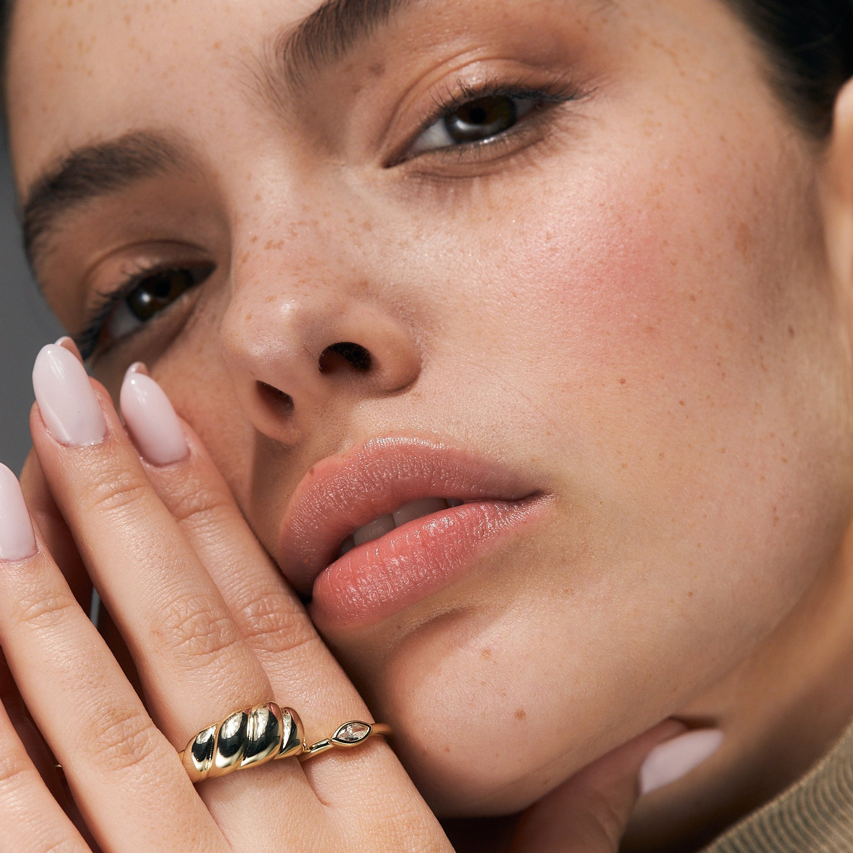 Fluor Gold Ring