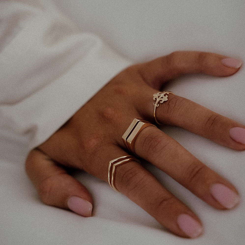 Lin Gold Ring