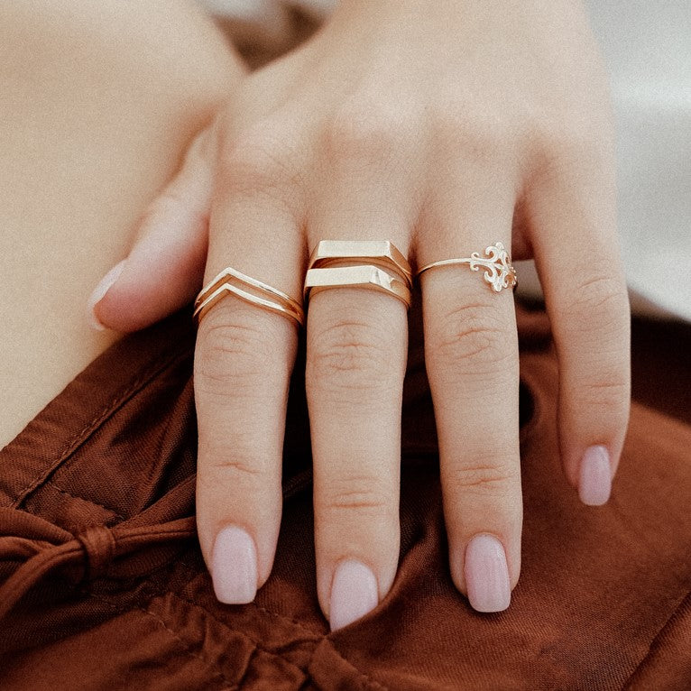 Lin Gold Ring