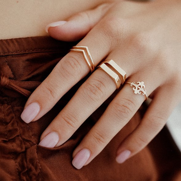 Lin Gold Ring