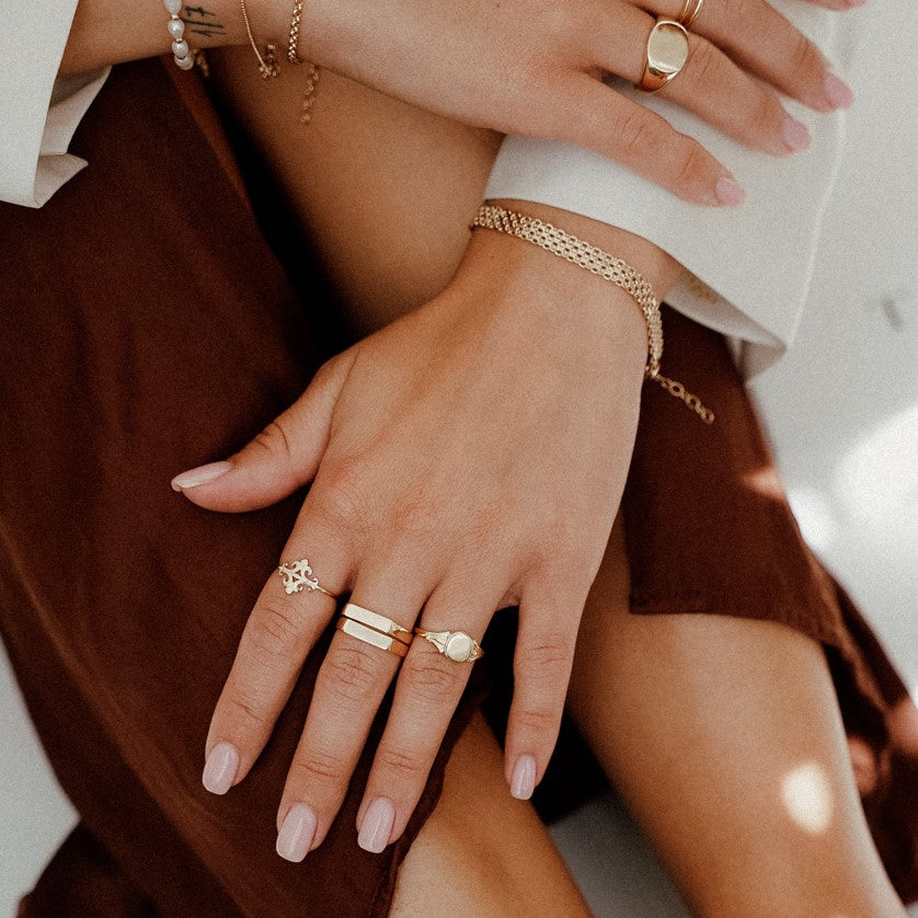 Lin Gold Ring