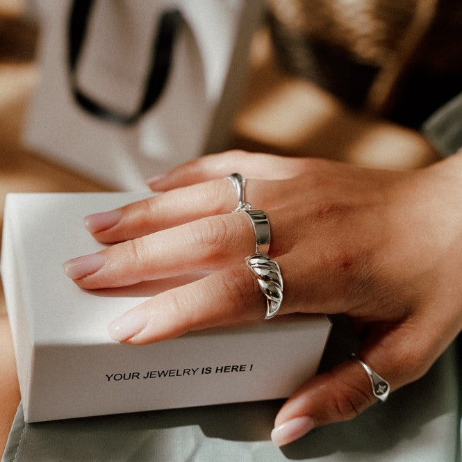 Fluor Silver Ring