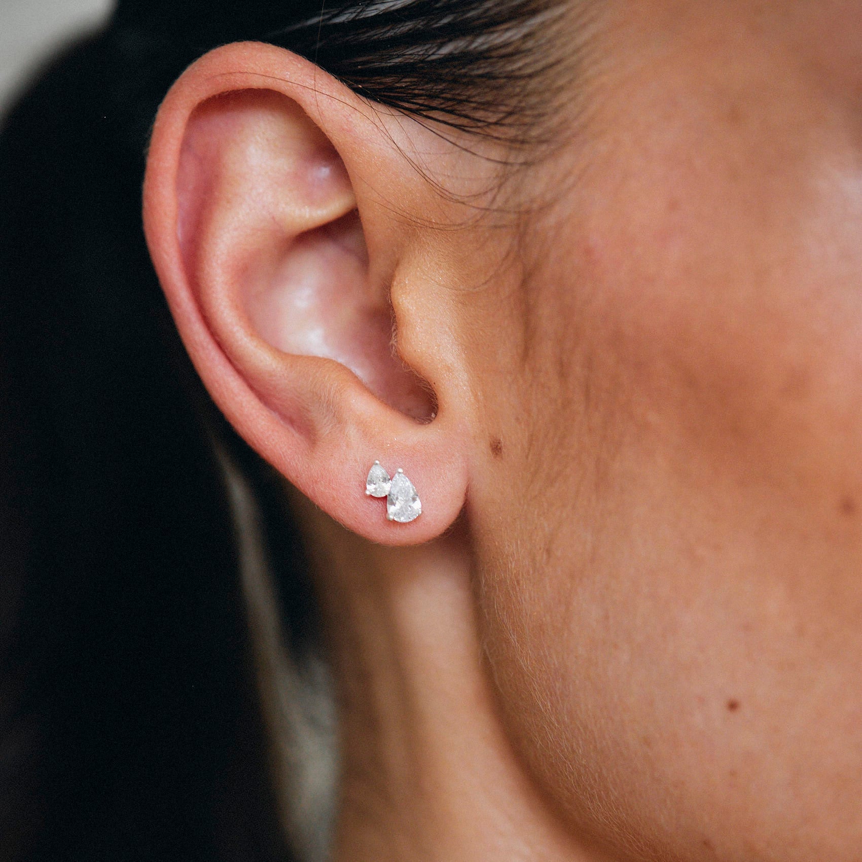 Snow Silver White Earrings